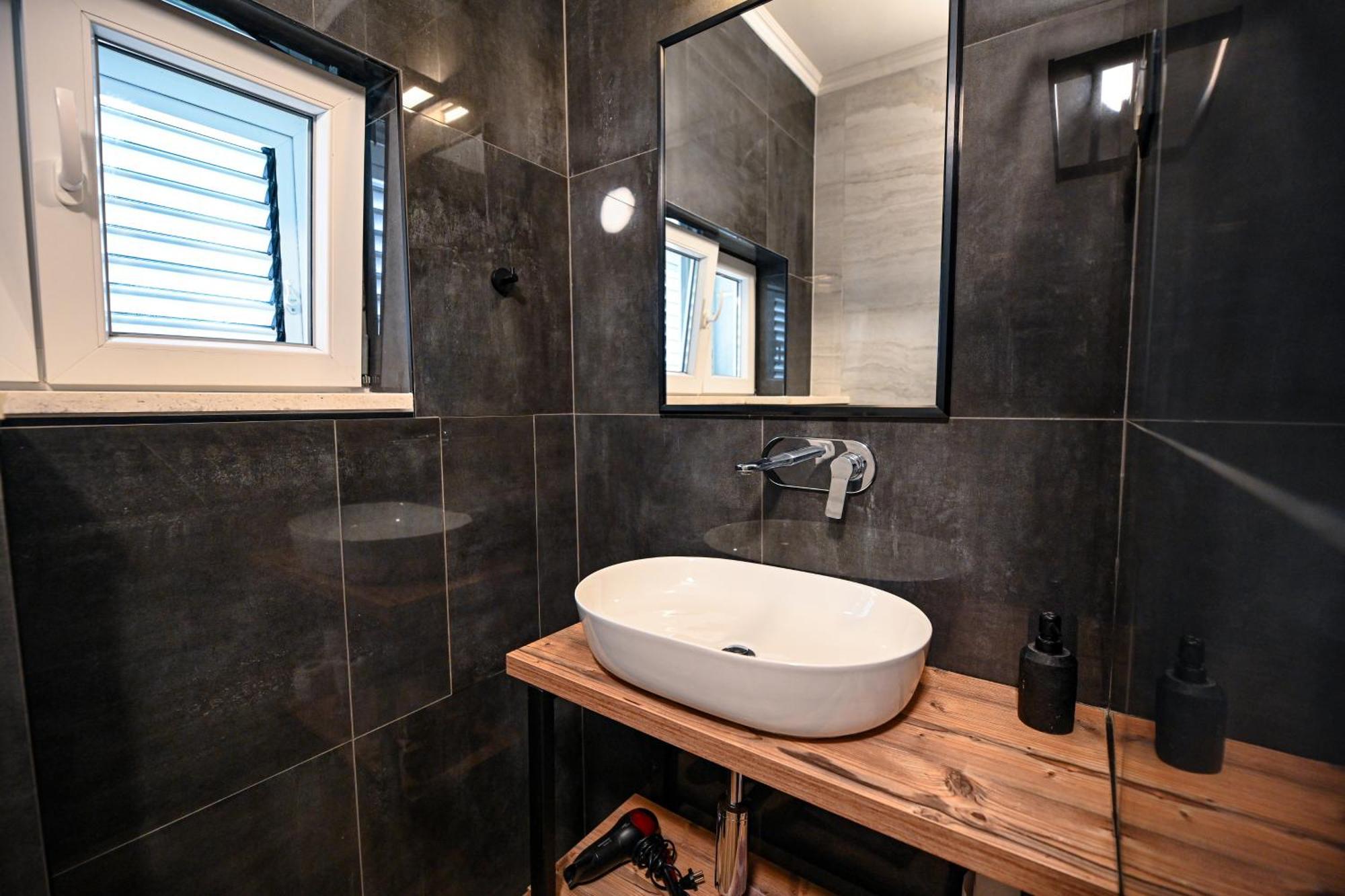 Solemar Luxury Rooms Free Parking 자다르 외부 사진